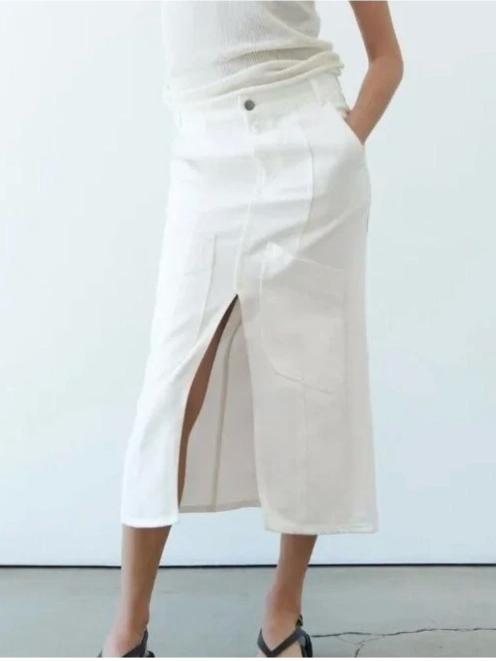 Zara White Pencil Skirt with Front Patch Panels